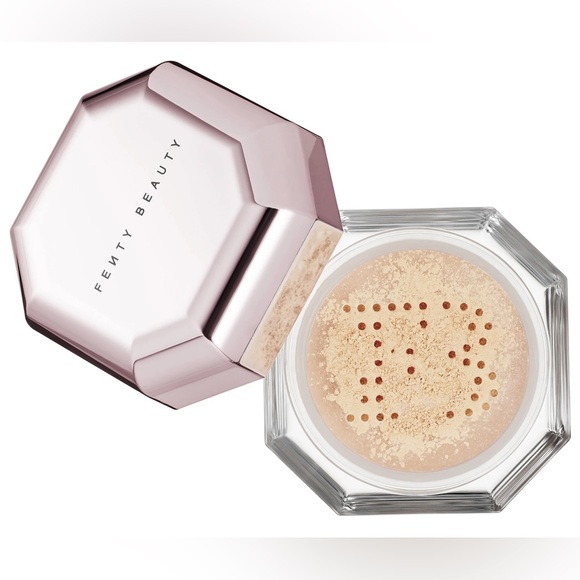 Fenty Beauty Pro Filt’r Instant Retouch Setting Powder in Butter - Picture 7 of 7